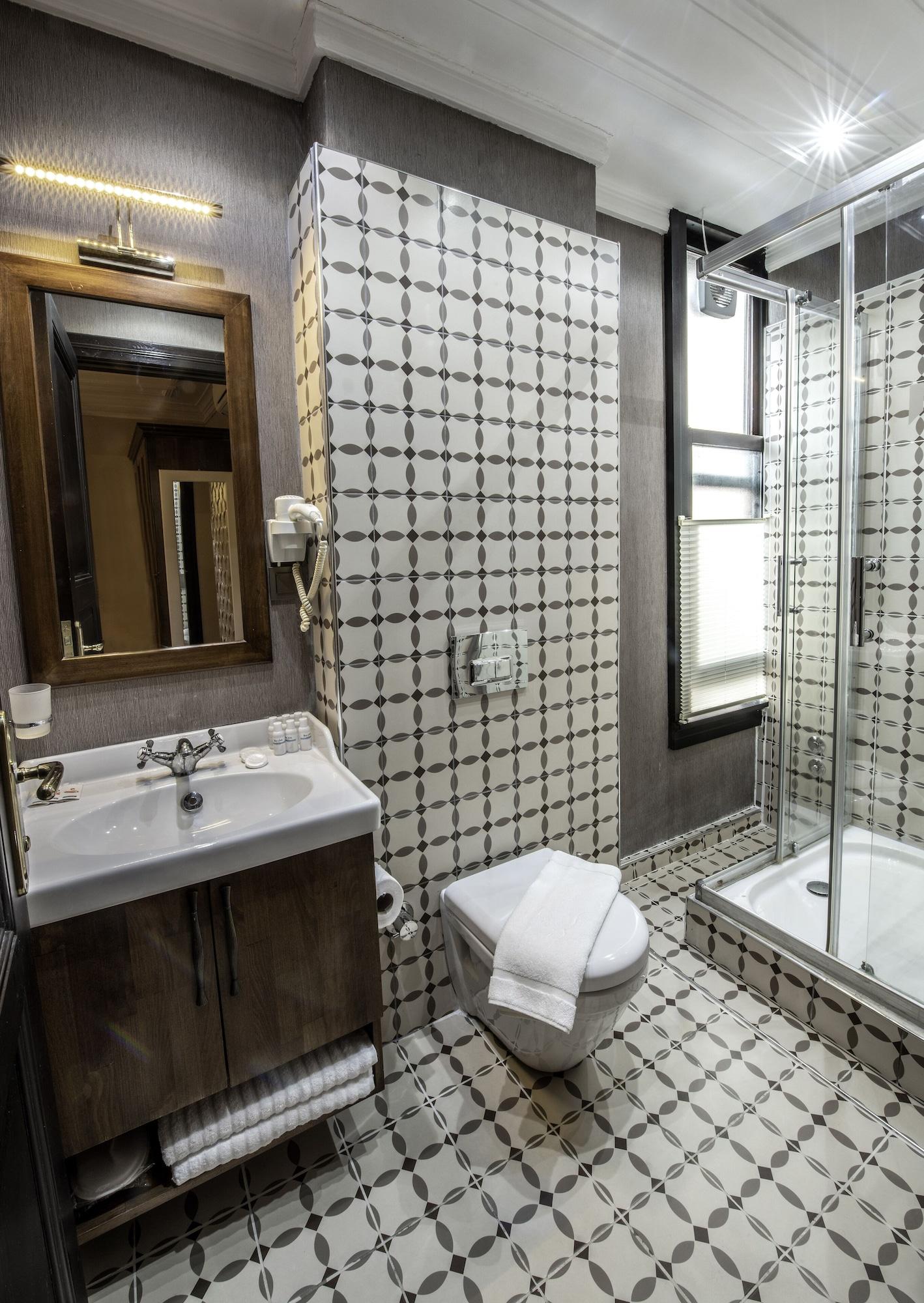 Mezzo Hotel Istanbul Exteriör bild