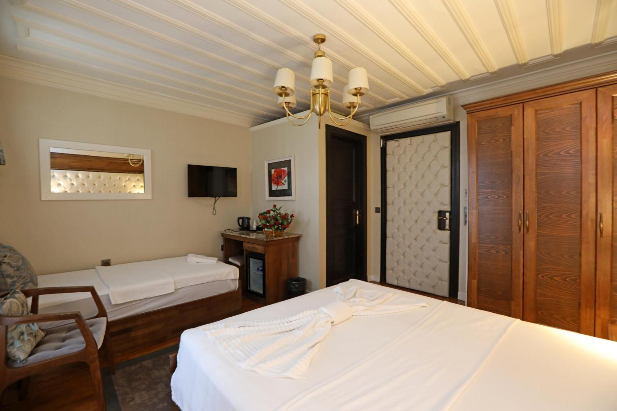 Mezzo Hotel Istanbul Exteriör bild
